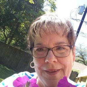 Meet your Posher, Deborah